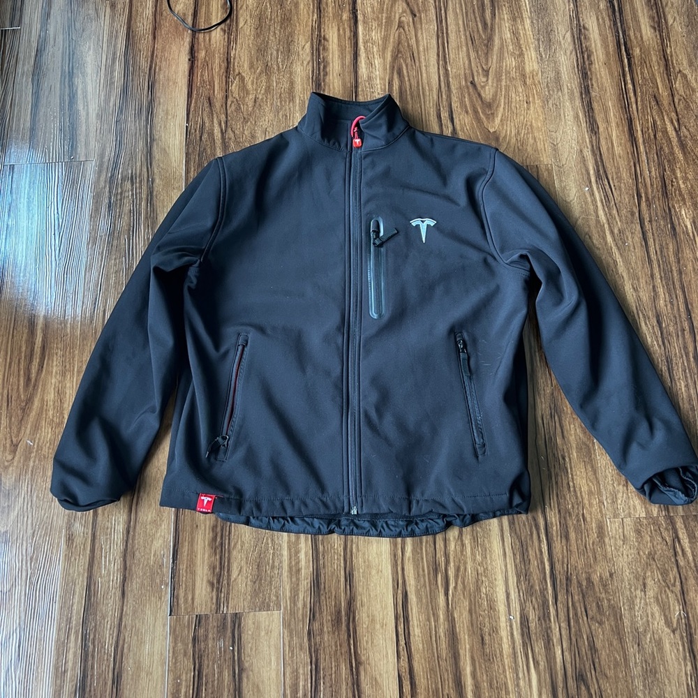 Tesla Softshell Light Jacket in Black, Men’s Small